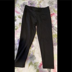 Women’s cropped leggings